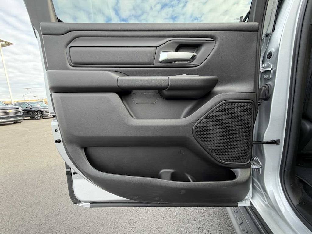 Thumbnail: 2026 RAM 1500 - 36
