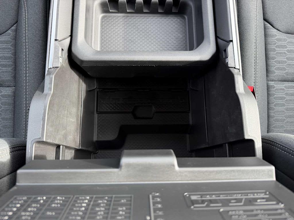 Thumbnail: 2026 RAM 1500 - 35