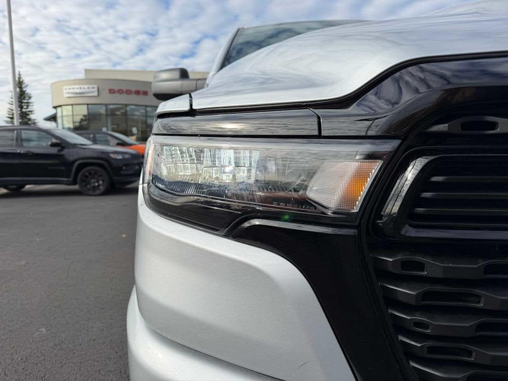 Thumbnail: 2026 RAM 1500 - 18