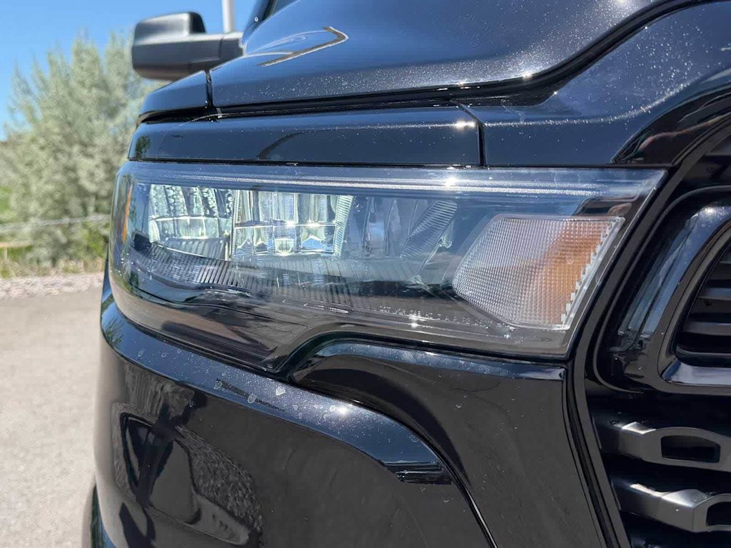 Thumbnail: 2026 RAM 1500 - 17