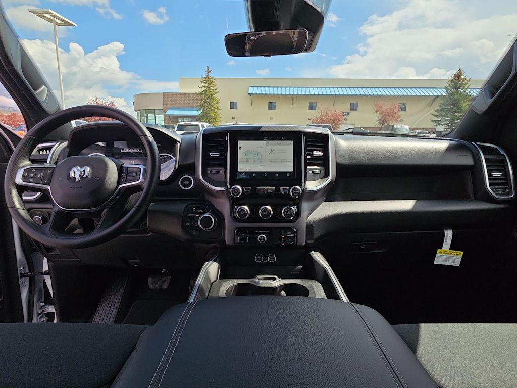 Thumbnail: 2026 RAM 1500 - 9