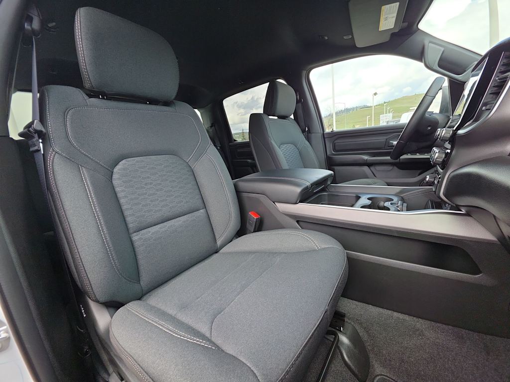 Thumbnail: 2026 RAM 1500 - 11