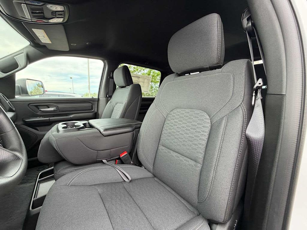 Thumbnail: 2026 RAM 1500 - 8