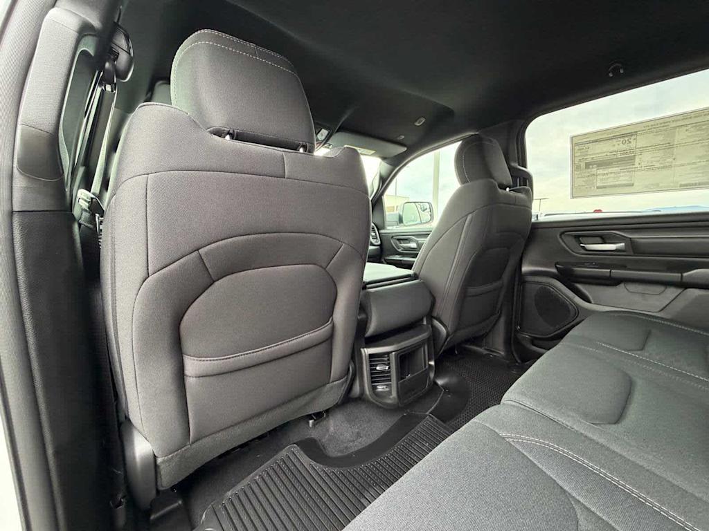 Thumbnail: 2026 RAM 1500 - 40