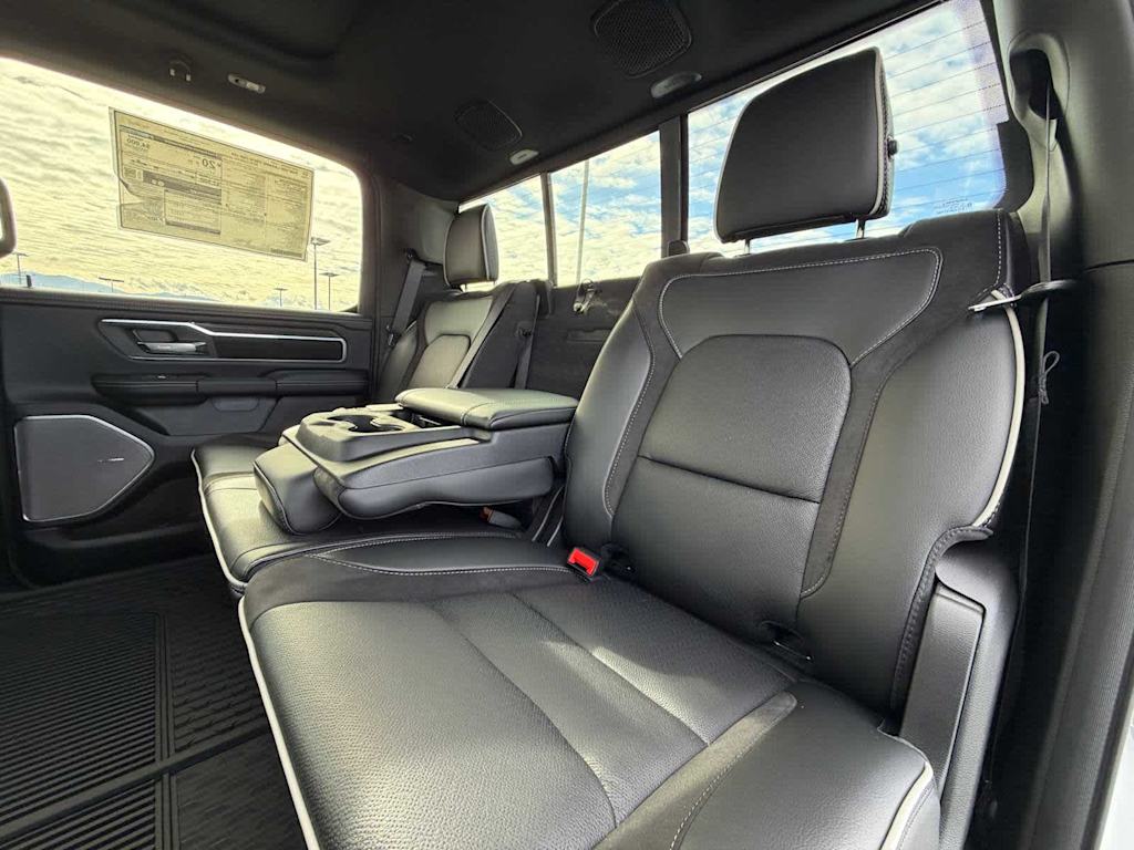 Thumbnail: 2026 RAM 1500 - 33
