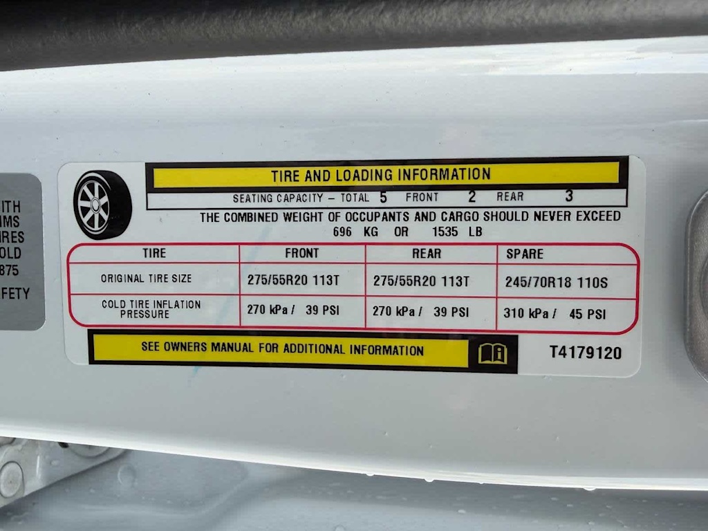 Thumbnail: 2026 RAM 1500 - 17