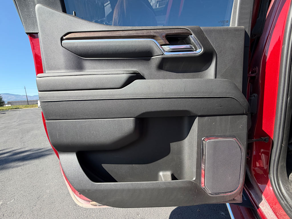 Thumbnail: 2023 Chevrolet Silverado 1500 - 23