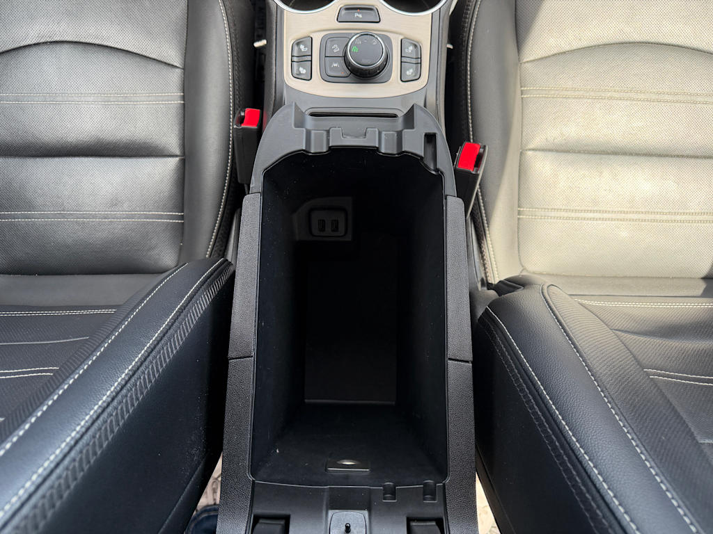 Thumbnail: 2023 GMC Terrain - 22