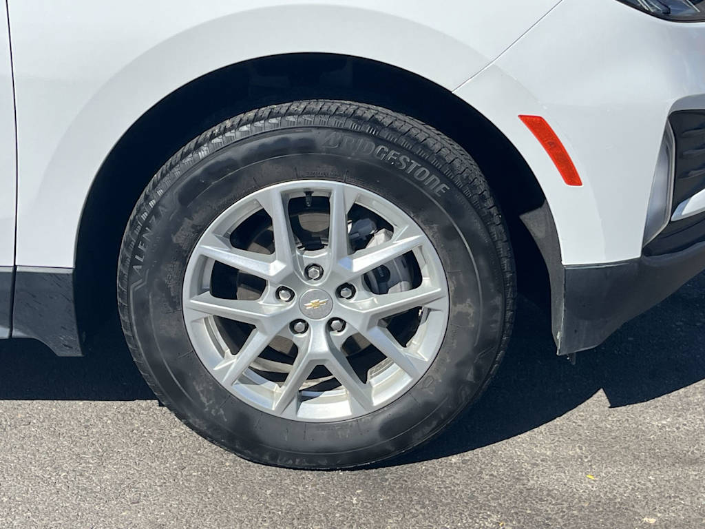 Thumbnail: 2023 Chevrolet Equinox - 8