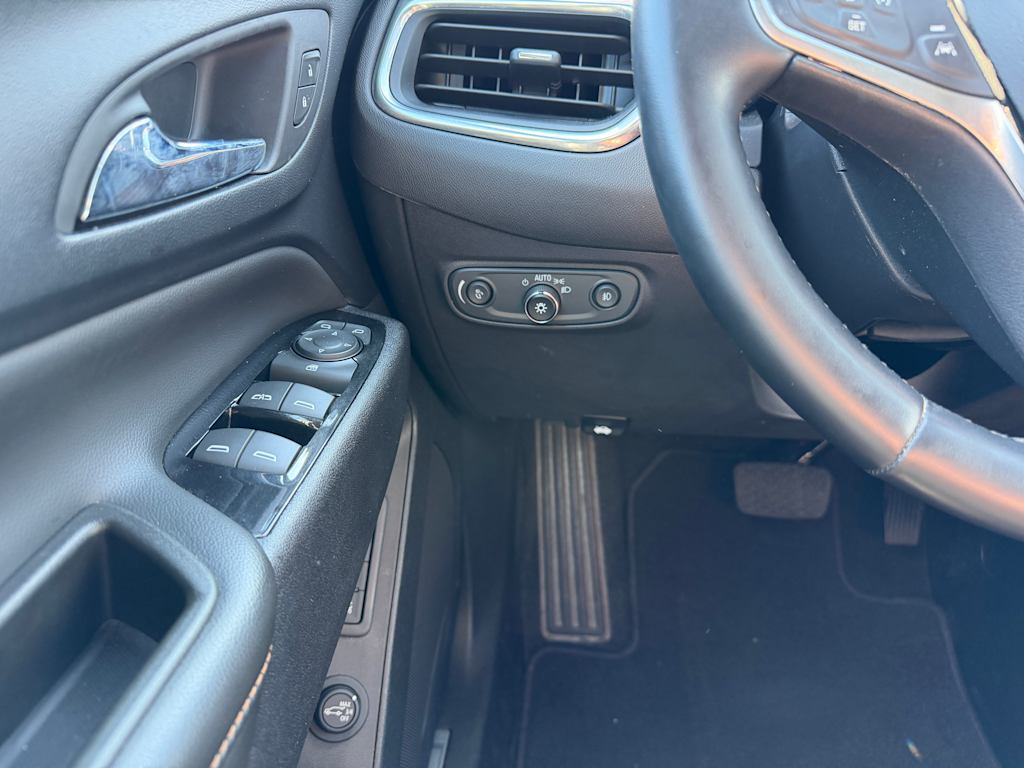 Thumbnail: 2023 Chevrolet Equinox - 15