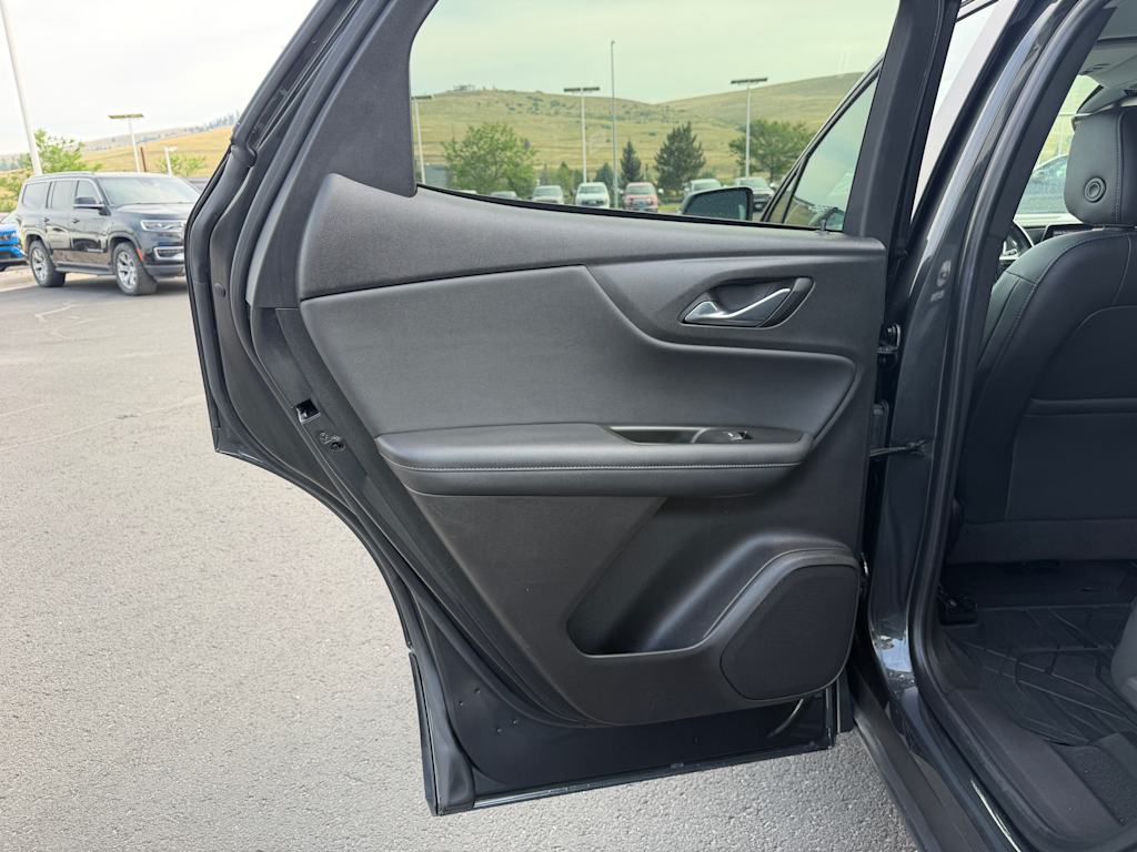 Thumbnail: 2019 Chevrolet Blazer - 26