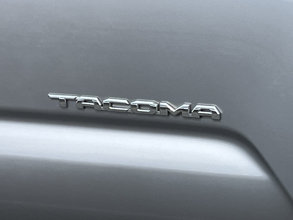 Thumbnail: 2019 Toyota Tacoma - 7