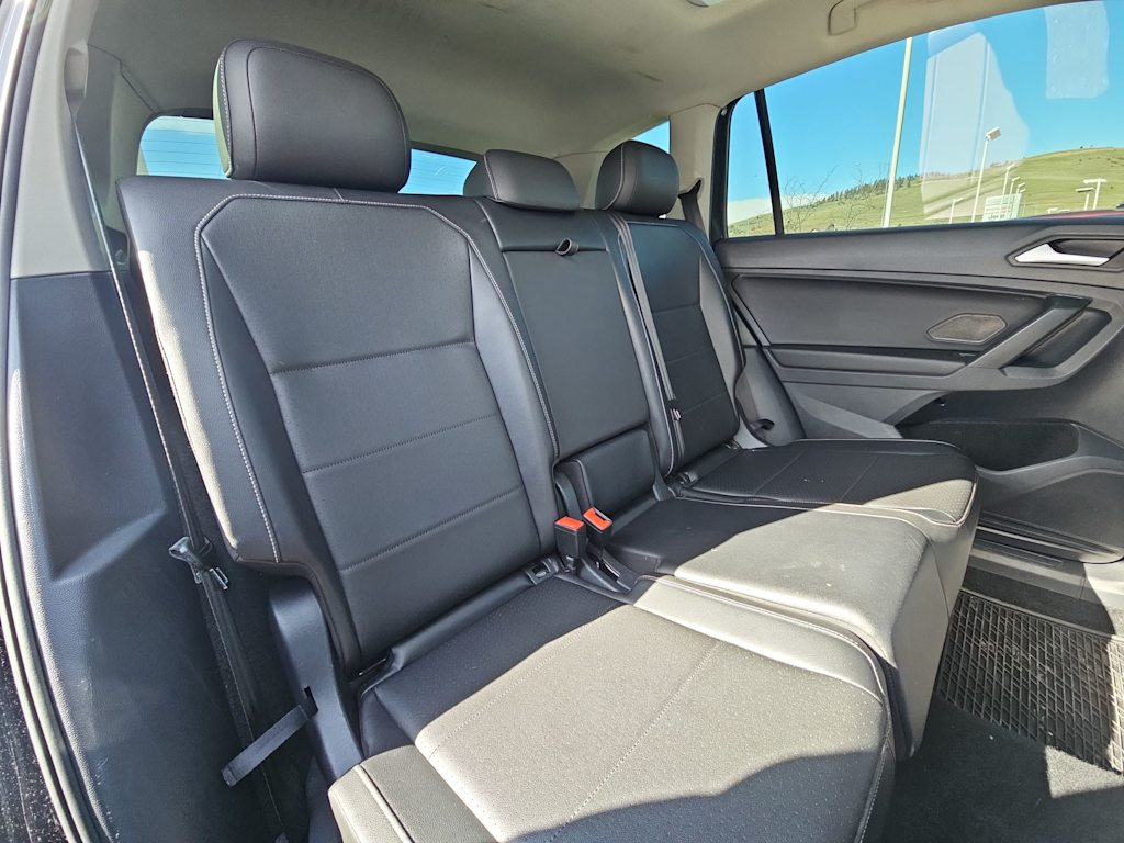 2021 Volkswagen Tiguan SE 21