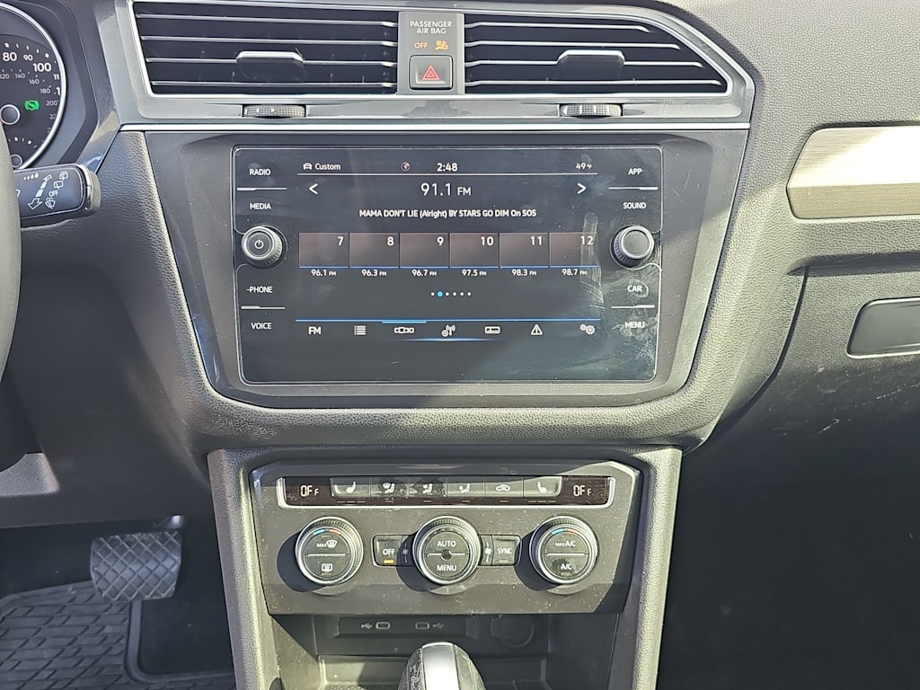 2021 Volkswagen Tiguan SE 15