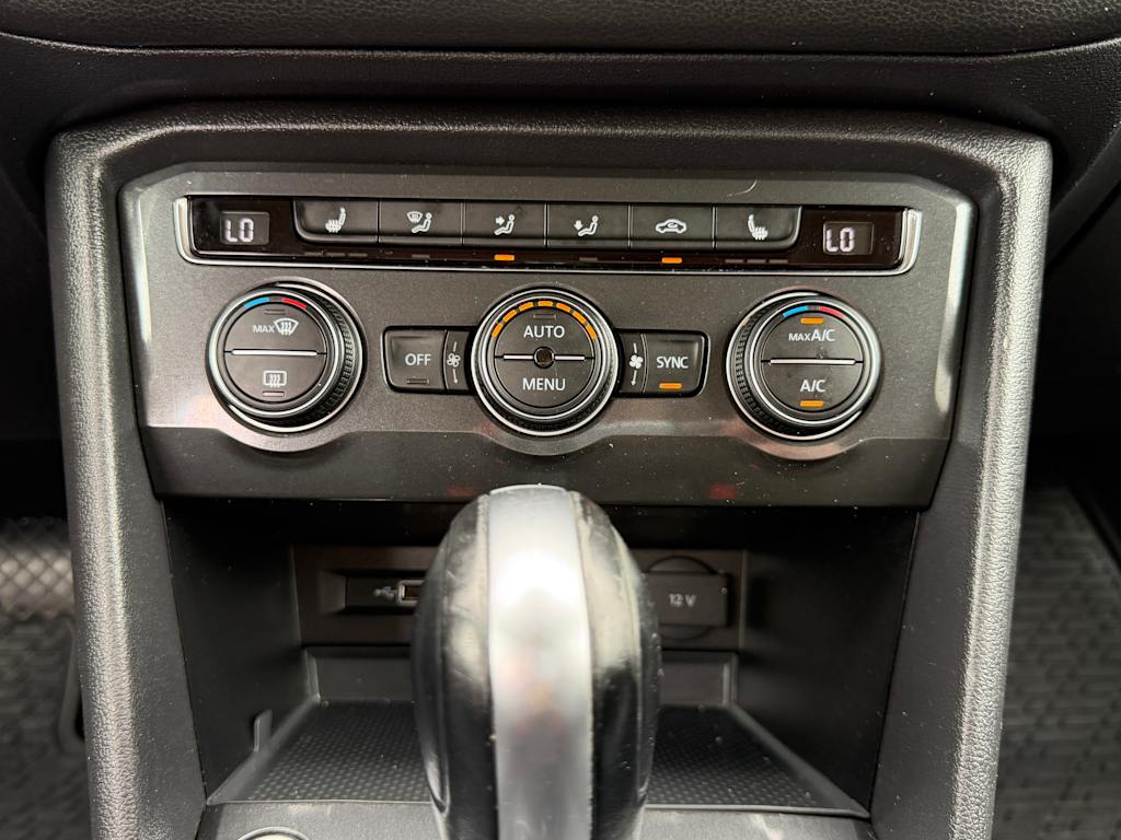 Thumbnail: 2019 Volkswagen Tiguan - 21