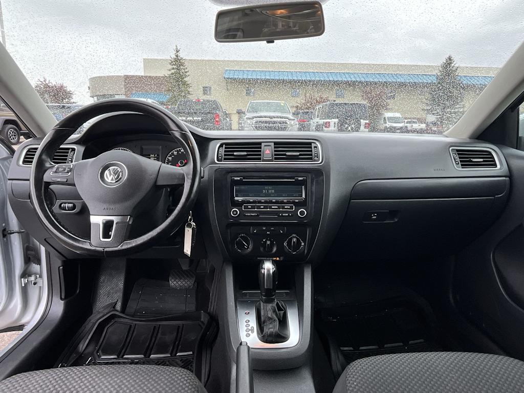 Thumbnail: 2014 Volkswagen Jetta - 10