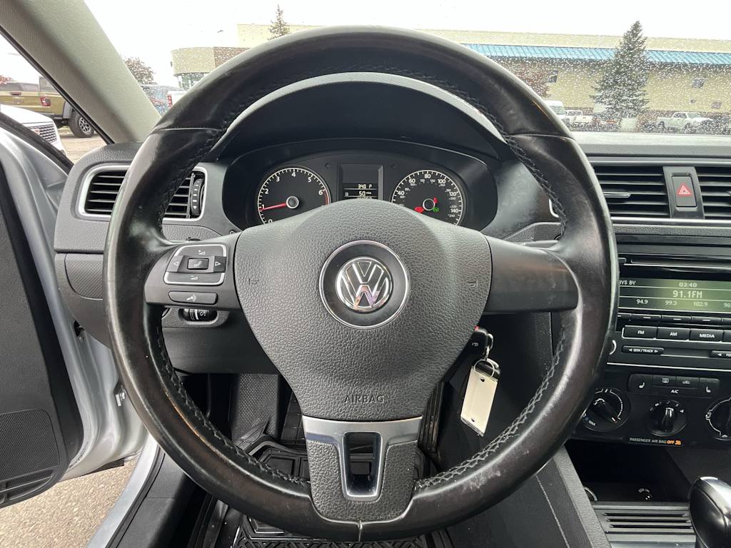 Thumbnail: 2014 Volkswagen Jetta - 14