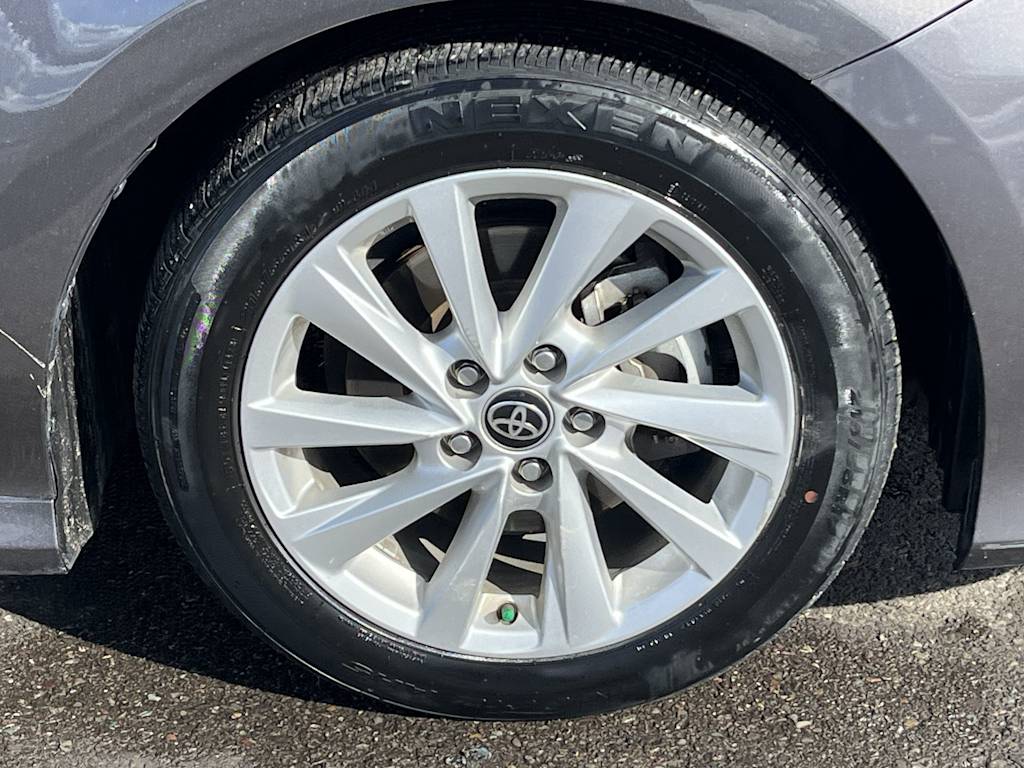 2022 Toyota Camry LE 8