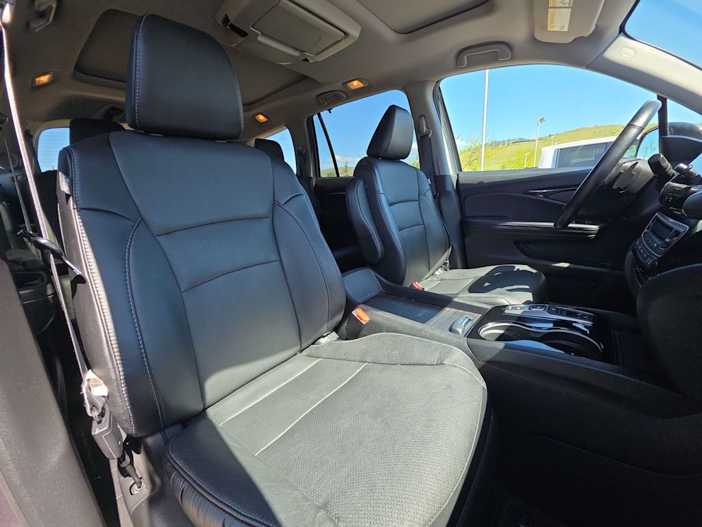 Thumbnail: 2021 Honda Pilot - 12