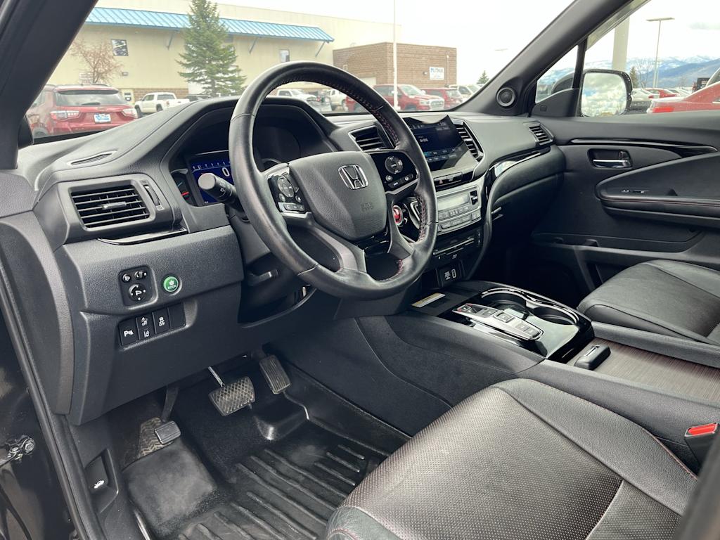 2020 Honda Pilot Black Edition 2