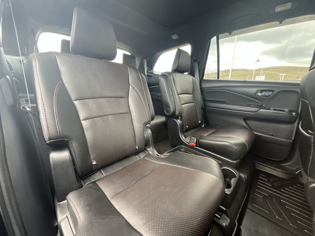 2020 Honda Pilot Black Edition 12
