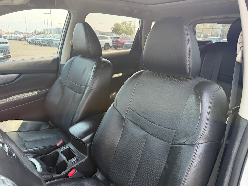 Thumbnail: 2015 Nissan Rogue - 7