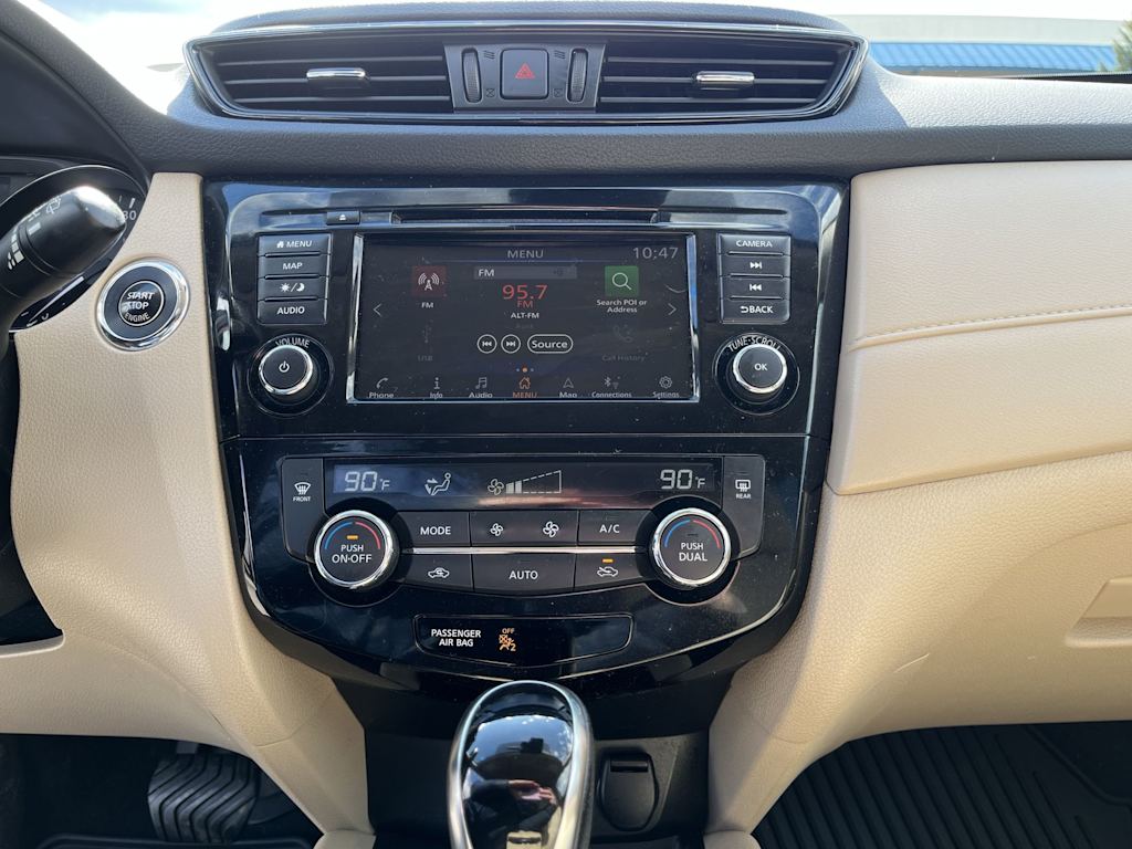 Thumbnail: 2019 Nissan Rogue - 15