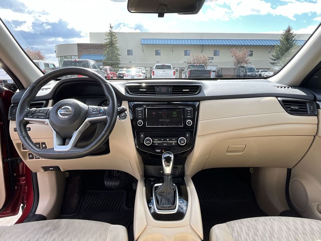 Thumbnail: 2019 Nissan Rogue - 10