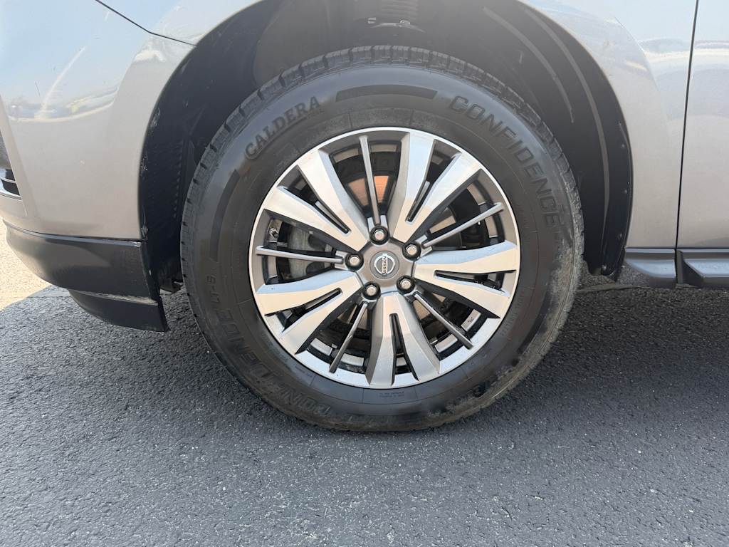 Thumbnail: 2018 Nissan Pathfinder - 5