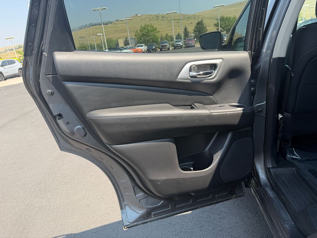 Thumbnail: 2018 Nissan Pathfinder - 26