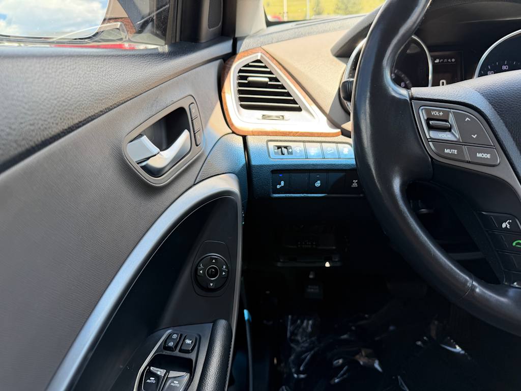 Thumbnail: 2018 Hyundai Santa Fe - 19