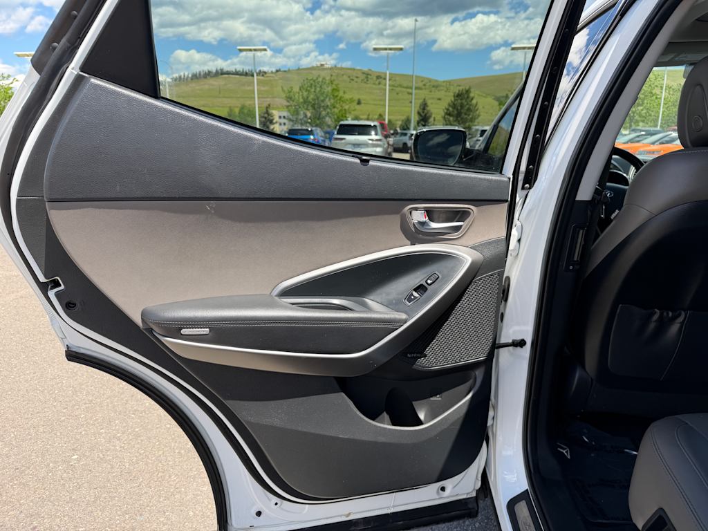 Thumbnail: 2018 Hyundai Santa Fe - 24