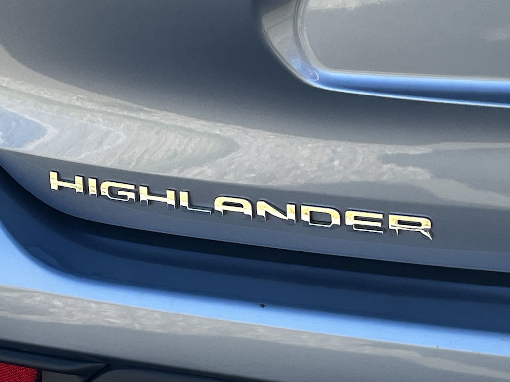 Thumbnail: 2021 Toyota Highlander - 7