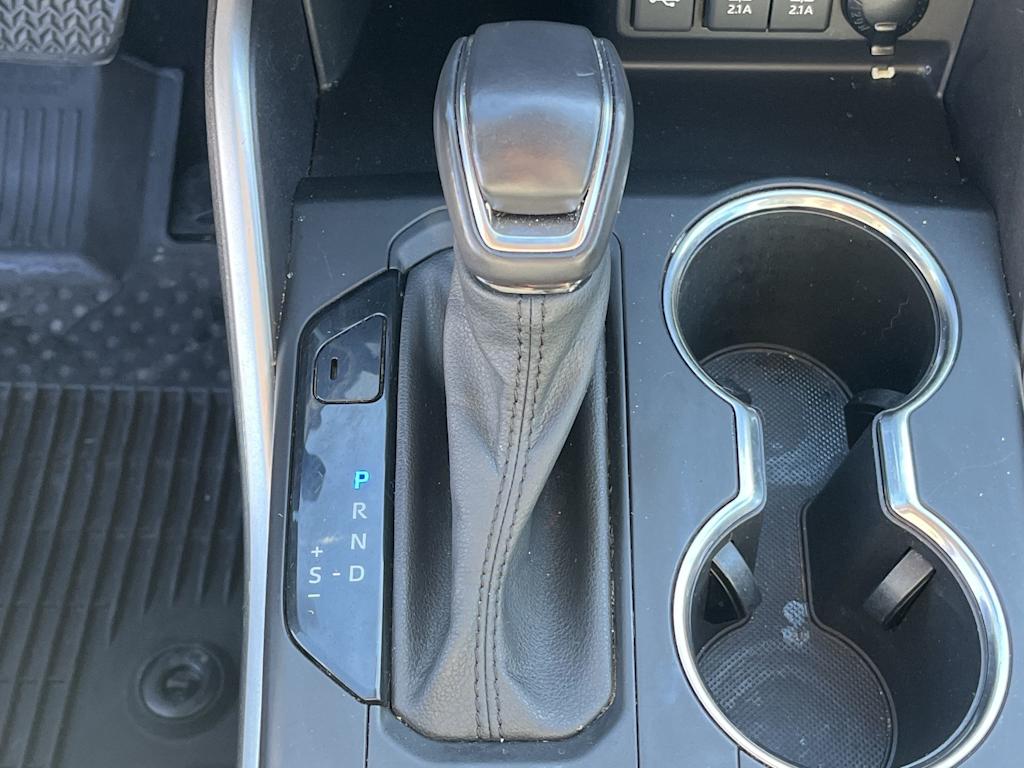 Thumbnail: 2021 Toyota Highlander - 16