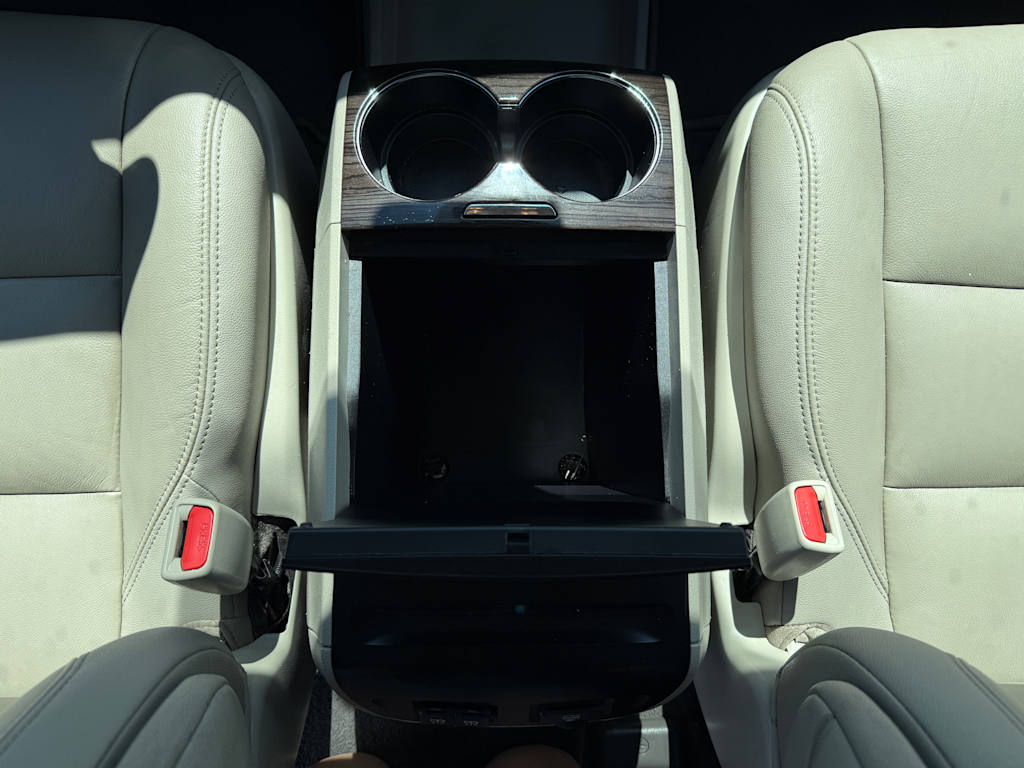 Thumbnail: 2020 Toyota Sienna - 8