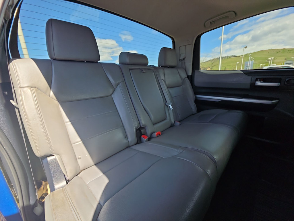 Thumbnail: 2014 Toyota Tundra - 21