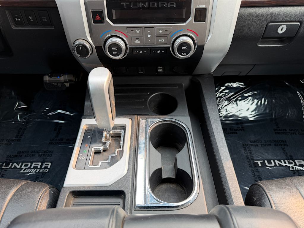 Thumbnail: 2015 Toyota Tundra - 12