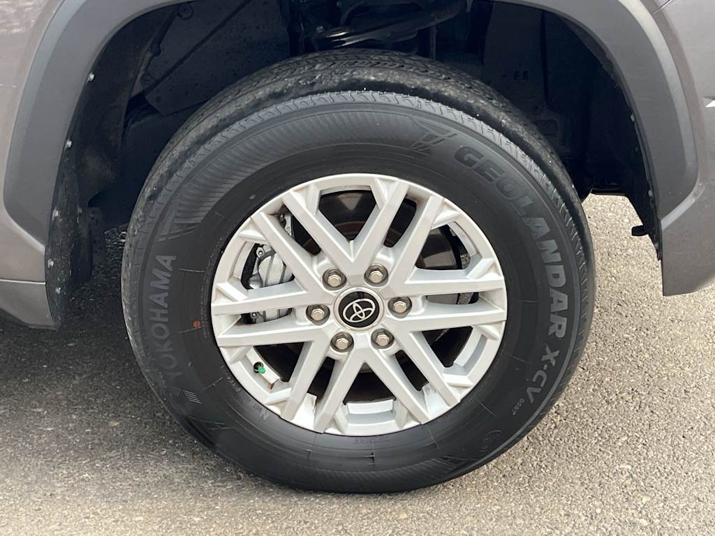 Thumbnail: 2022 Toyota Tundra - 8