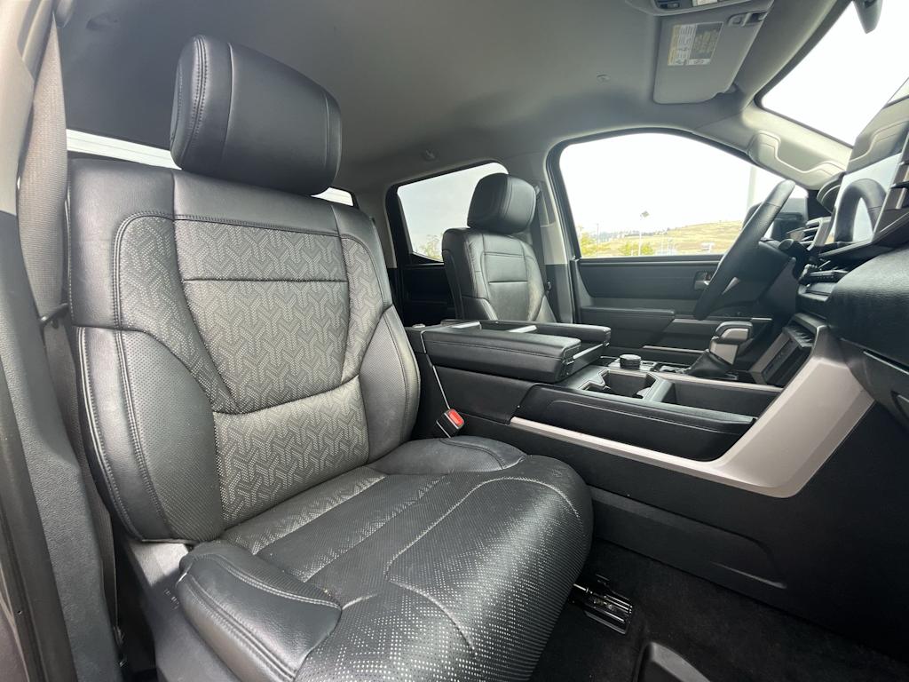 Thumbnail: 2022 Toyota Tundra - 12