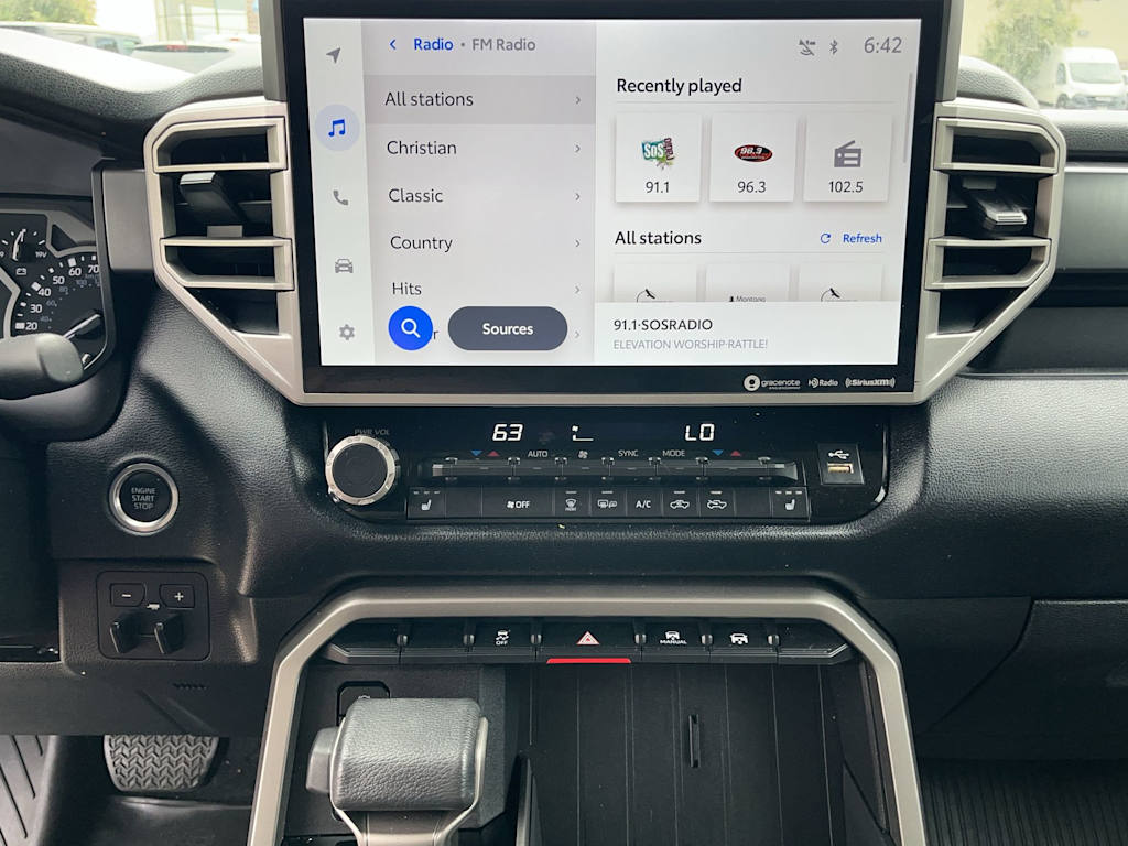Thumbnail: 2022 Toyota Tundra - 15