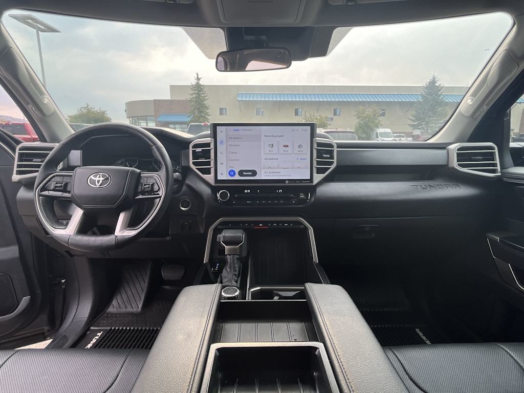 Thumbnail: 2022 Toyota Tundra - 10