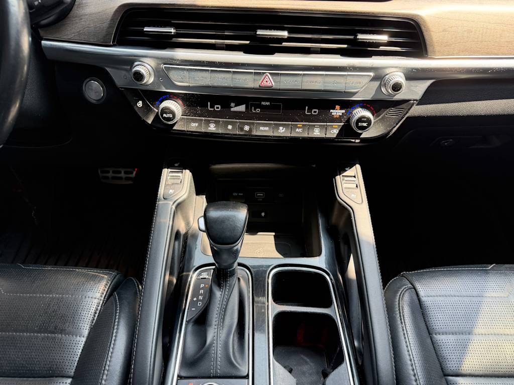 Thumbnail: 2020 Kia Telluride - 12