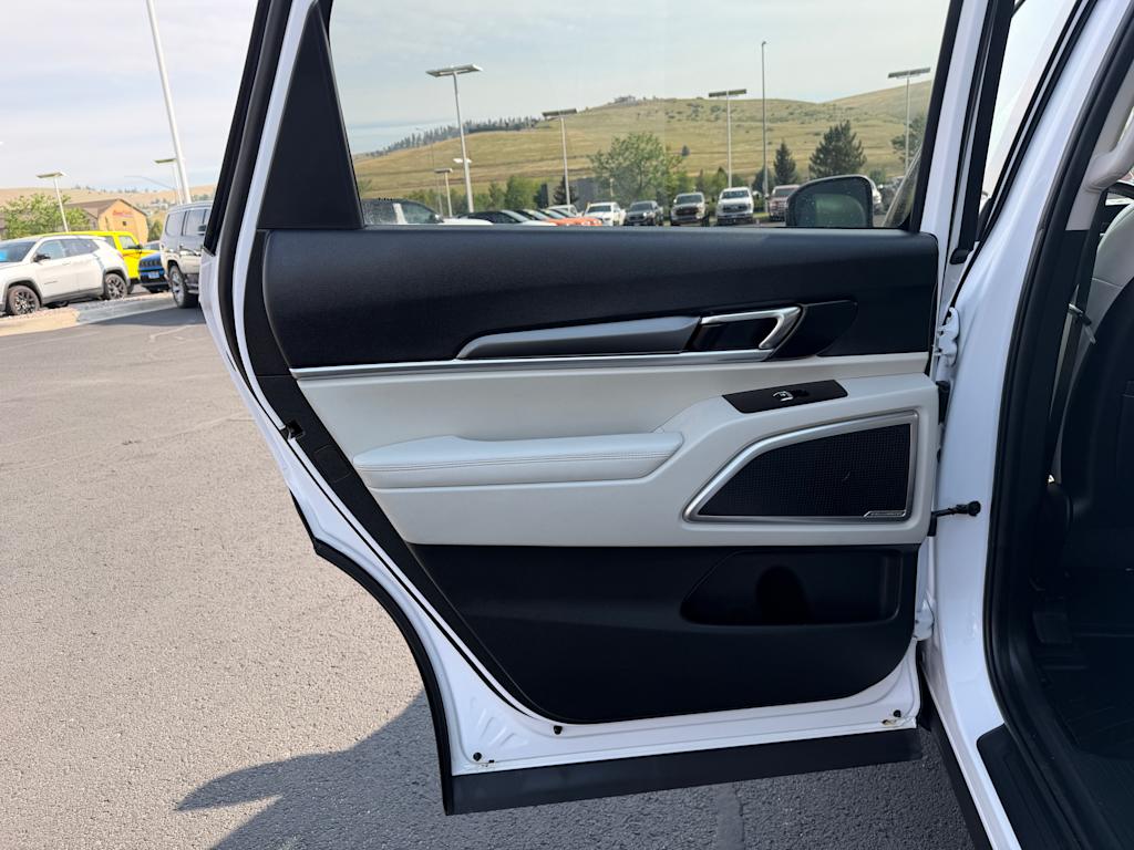 Thumbnail: 2024 Kia Telluride - 26
