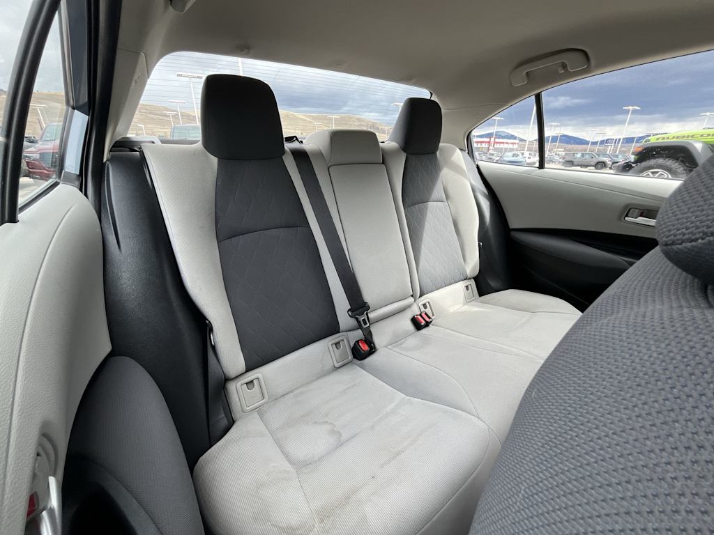 2020 Toyota Corolla LE 21