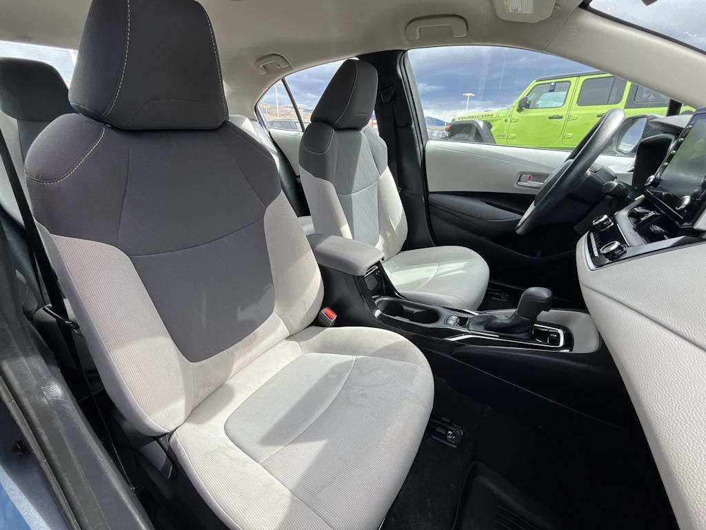 2020 Toyota Corolla LE 11