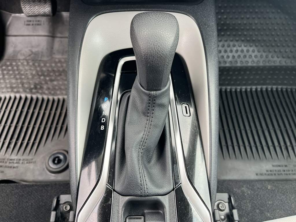 2020 Toyota Corolla LE 15