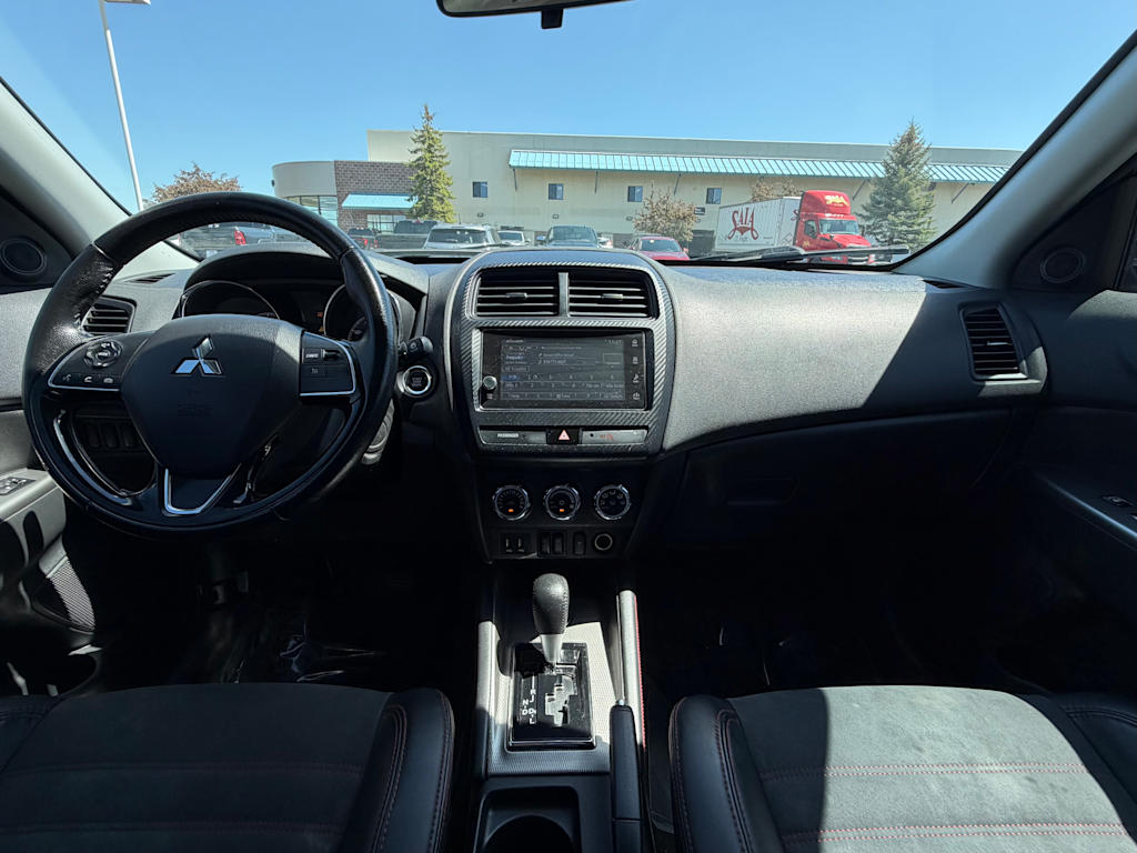 Thumbnail: 2018 Mitsubishi Outlander Sport - 10