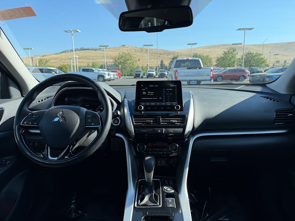 Thumbnail: 2024 Mitsubishi Eclipse Cross - 2
