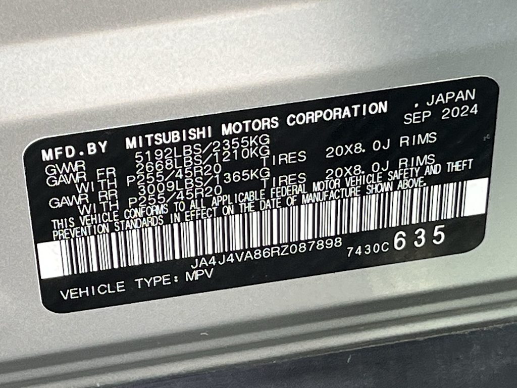 Thumbnail: 2024 Mitsubishi Outlander - 20