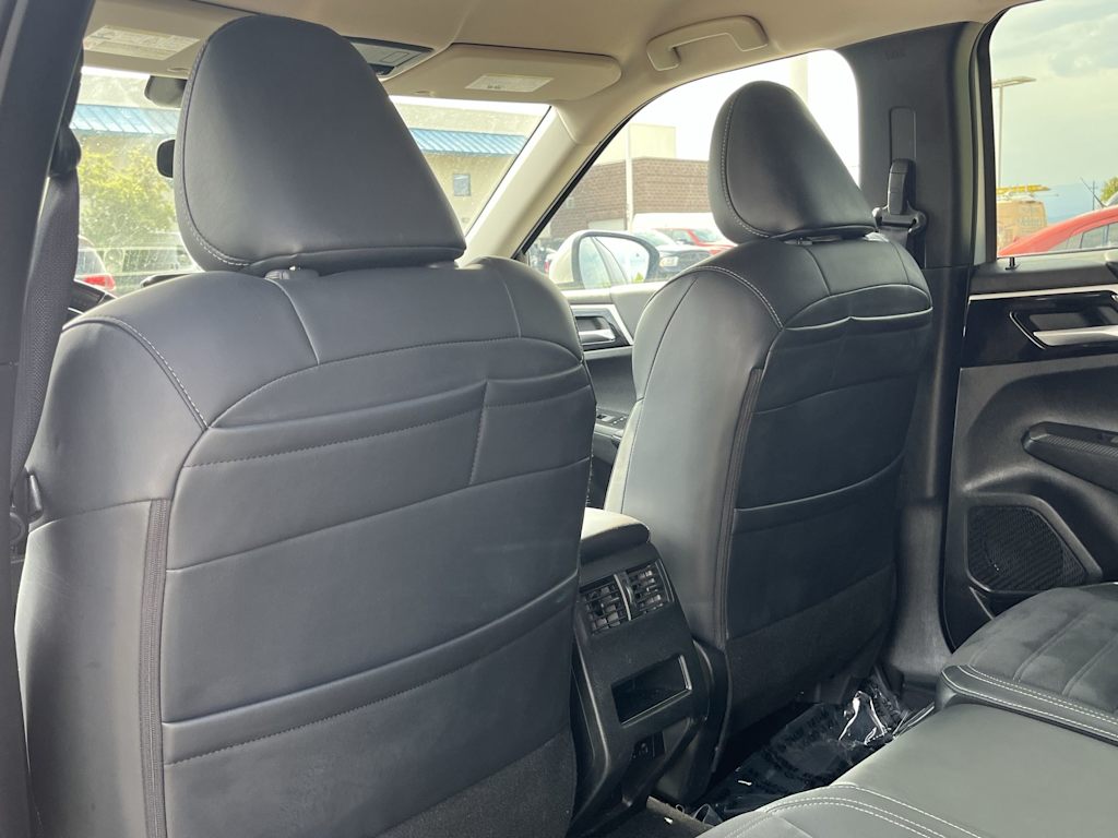 Thumbnail: 2024 Mitsubishi Outlander - 13